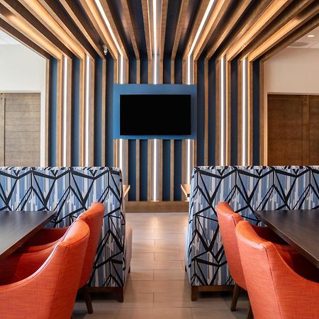 Holiday Inn Express & Suites Fort Walton Beach - Eglin Area By Ihg Exteriör bild