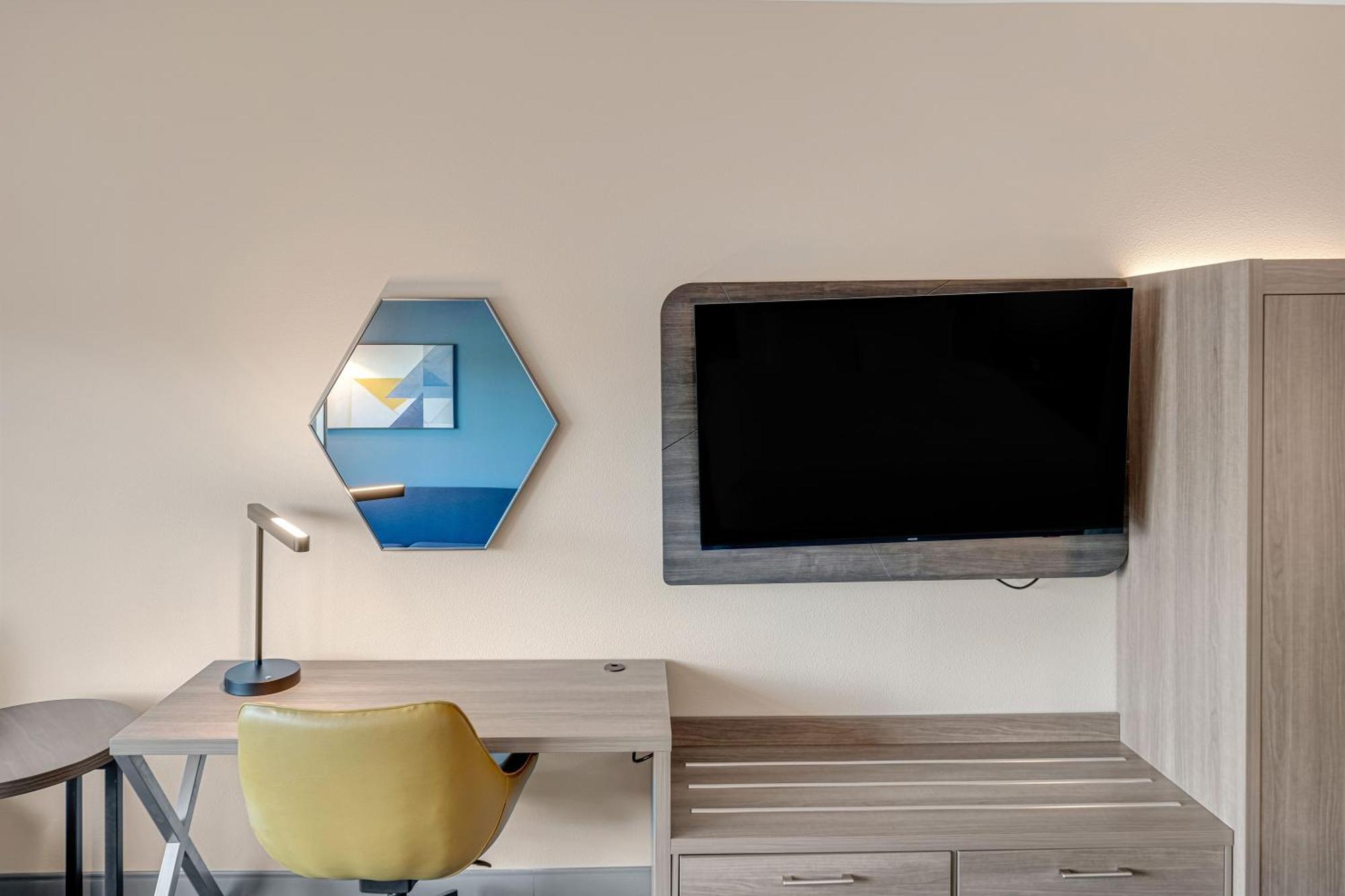 Holiday Inn Express & Suites Fort Walton Beach - Eglin Area By Ihg Exteriör bild